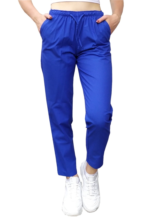 Sweatshirt et cigarette pants en ensemble MEDICAL BEAUTY