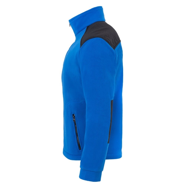 Inserts noirs dans le sweat à capuche bleu roi.