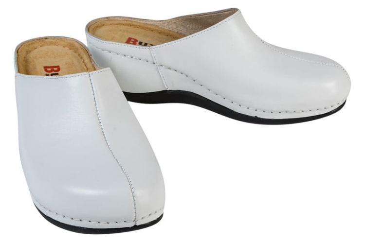 Klapki białe anatomiczne skórzane medyczne