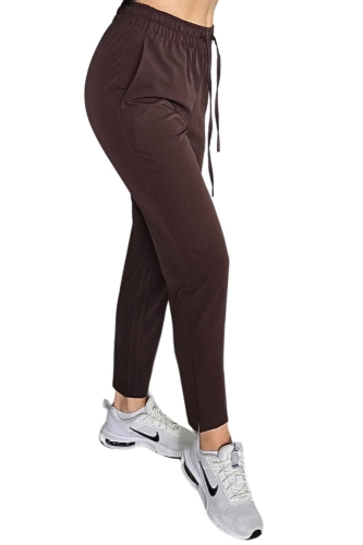 Czekoladowe spodnie medyczne damskie BASIC PREMIUM