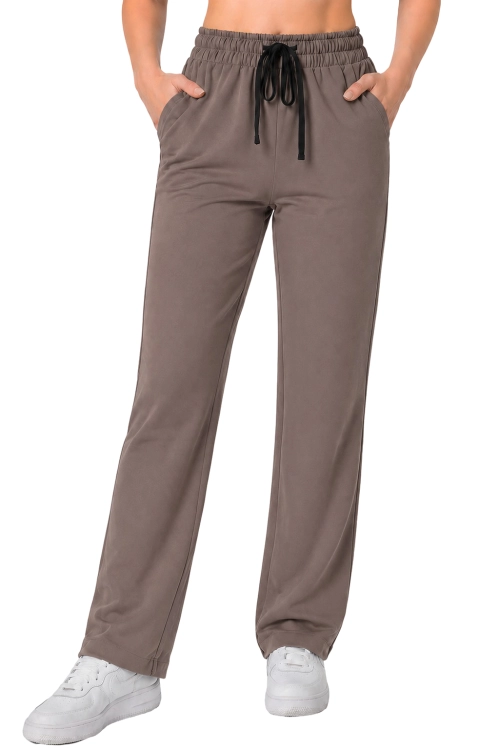 Spodnie medyczne klasyczne  prosta nogawka  w kolorze cappucino